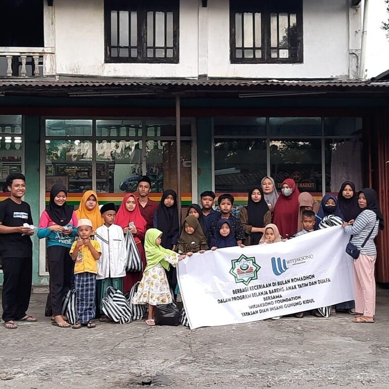 Dokumentasi Program Santunan Anak Santri Witjaksono Foundation